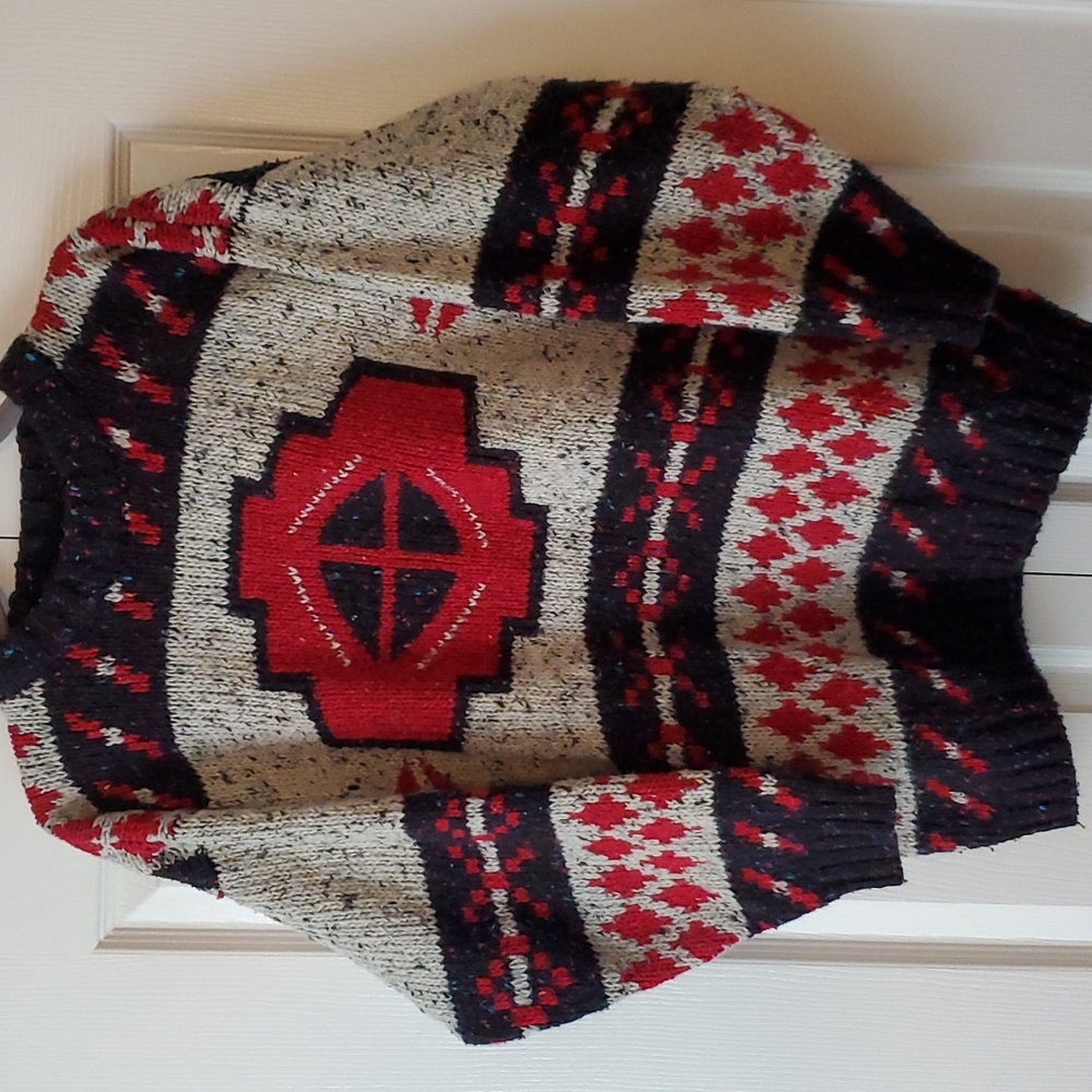 EUC Vintage Aztec Small Sweater.  Gray, navy, red.
